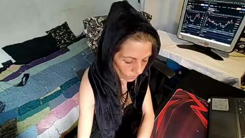 little_savage online show from June 10, 2026, 5:12 pm