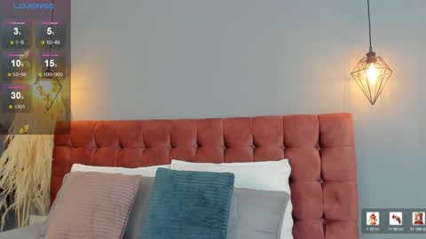 Snapshot of little_tania_ chatting on February 23, 2026, 12:13 pm Tania online show from February 23, 2026, 12:13 pm