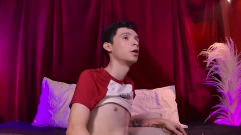 Juan Ferrer online show from March 26, 2026, 2:39 am