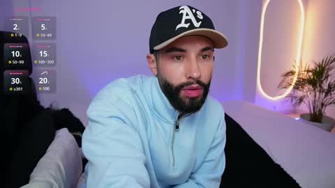 little_vannesaa online show from February 13, 2025, 3:39 am