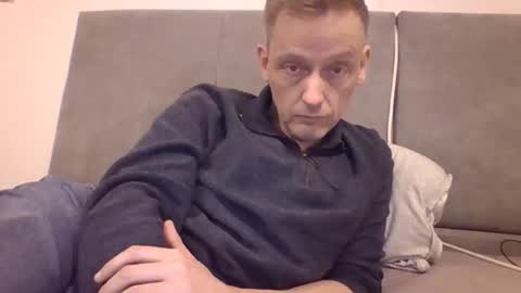 Snapshot of little_willy82 chatting on March 21, 2026, 9:14 am Willy online show from March 21, 2026, 9:14 am