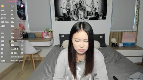 Snapshot of little_yena chatting on February 3, 2026, 7:13 am Yena and Gabby online show from February 3, 2026, 7:13 am