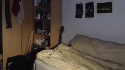 Snapshot of littlealien7 chatting on October 17, 2025, 2:08 pm littlealien7 online show from October 17, 2025, 2:08 pm