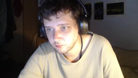 Snapshot of littlealien7 chatting on October 24, 2025, 9:17 am littlealien7 online show from October 24, 2025, 9:17 am