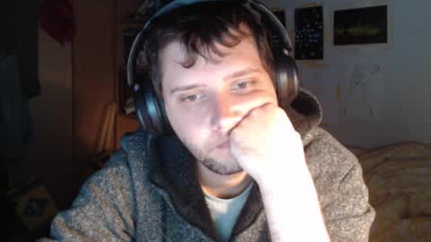 Snapshot of littlealien7 chatting on October 30, 2025, 5:02 pm littlealien7 online show from October 30, 2025, 5:02 pm