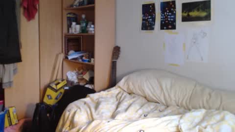 Snapshot of littlealien7 chatting on November 2, 2025, 5:21 am littlealien7 online show from November 2, 2025, 5:21 am