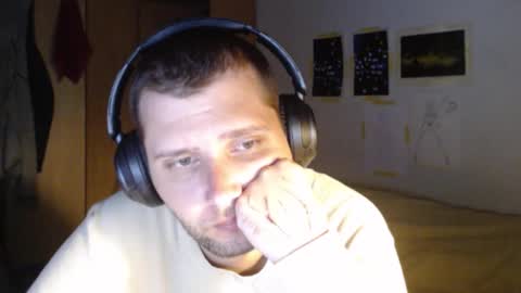 Snapshot of littlealien7 chatting on November 11, 2025, 12:49 pm littlealien7 online show from November 11, 2025, 12:49 pm