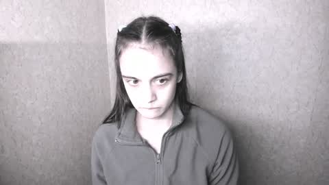 Snapshot of littleashleyy chatting on December 28, 2024, 6:29 pm littleashleyy online show from December 28, 2024, 6:29 pm