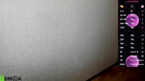 littleashleyy online show from April 3, 2026, 9:35 pm