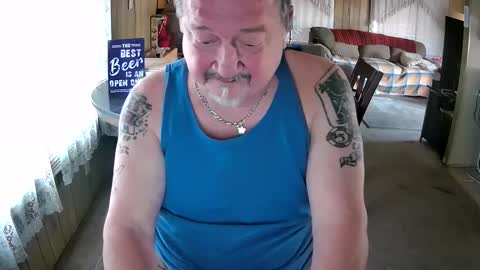 Littled83057 online show from February 1, 2025, 9:51 pm