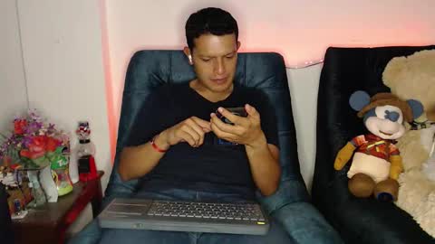 Manu online show from February 1, 2026, 3:27 am