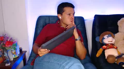 Snapshot of littledicklatin chatting on April 26, 2026, 4:10 am Manu online show from April 26, 2026, 4:10 am