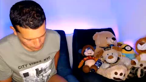Snapshot of littledicklatin chatting on May 30, 2026, 3:47 am Manu online show from May 30, 2026, 3:47 am