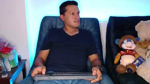 Snapshot of littledicklatin chatting on June 14, 2026, 2:20 am Manu online show from June 14, 2026, 2:20 am
