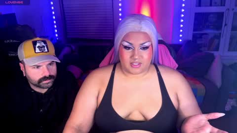 Snapshot of littledracula666 chatting on December 2, 2024, 7:25 am littledracula666 online show from December 2, 2024, 7:25 am