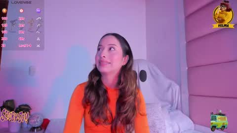 Snapshot of littlee_emma_ chatting on October 6, 2025, 12:19 am littlee_emma_ online show from October 6, 2025, 12:19 am