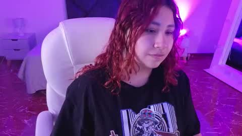 Angel  online show from February 19, 2026, 8:38 pm