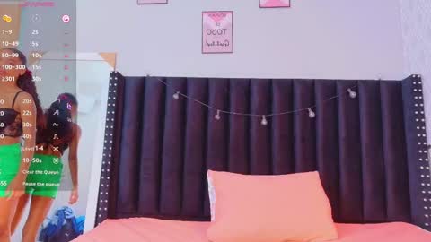 Tania  online show from September 16, 2025, 8:21 pm