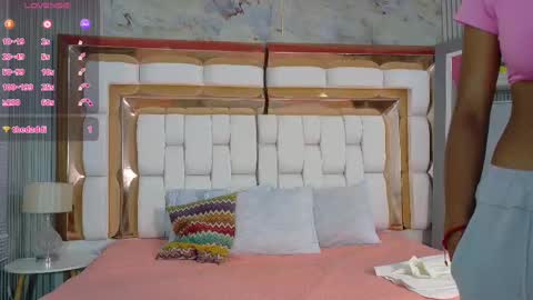 Tania  online show from October 1, 2025, 2:50 am