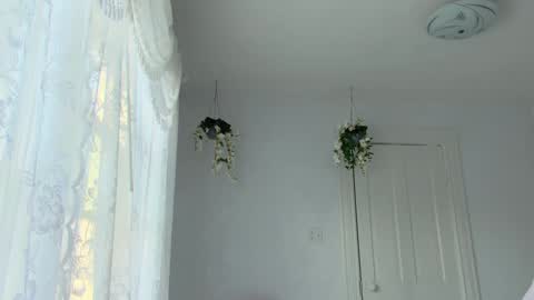 Snapshot of littlegreekflower chatting on March 9, 2025, 1:15 pm Audra A online show from March 9, 2025, 1:15 pm
