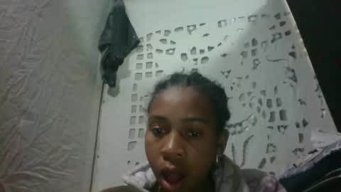 edra online show from October 5, 2025, 9:34 pm