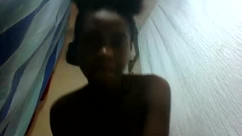 edra online show from November 11, 2025, 1:44 pm