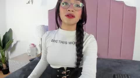 littlejade_dh online show from June 11, 2026, 11:52 am