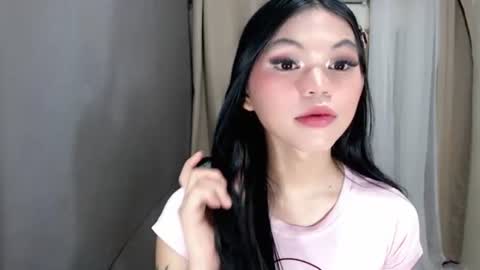 Snapshot of littlelace_ chatting on June 12, 2026, 12:09 am littlelace_ online show from June 12, 2026, 12:09 am