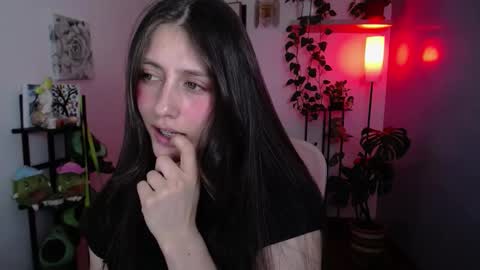 Laksmi online show from October 15, 2025, 10:43 pm