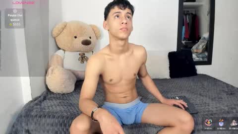 Snapshot of littleparker chatting on September 12, 2025, 12:27 pm PARKER online show from September 12, 2025, 12:27 pm