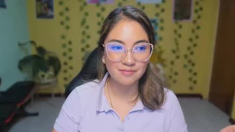 Mia  Wednesday to Sunday 730 am to 1030 am Colombian Hour D online show from April 16, 2026, 3:57 pm