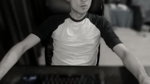 Snapshot of littleprince87 chatting on October 27, 2025, 5:50 pm littleprince87 online show from October 27, 2025, 5:50 pm