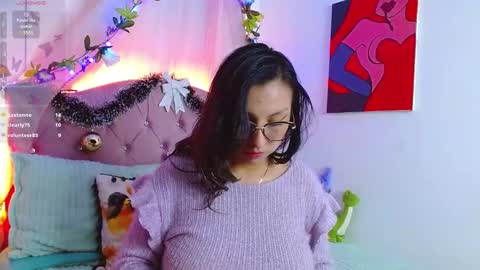 Snapshot of littlerouse_ chatting on December 11, 2024, 5:21 am Ruby Rouse online show from December 11, 2024, 5:21 am