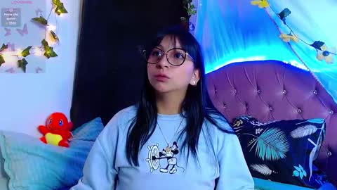 Snapshot of littlerouse_ chatting on March 9, 2025, 4:49 am Ruby Rouse online show from March 9, 2025, 4:49 am