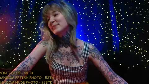 Niki  free tg channel with some photos gifs and info about streams  online show from May 24, 2026, 4:23 pm