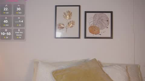 littletammy_ online show from April 28, 2026, 2:55 pm