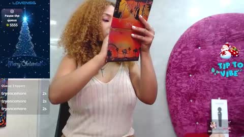 Snapshot of litzy_curly chatting on December 31, 2024, 3:20 pm Litzy online show from December 31, 2024, 3:20 pm
