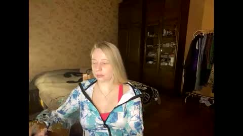 Livandria online show from April 15, 2026, 9:15 pm