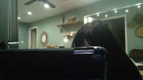 Liv Mirage online show from October 16, 2025, 2:45 am