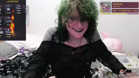 Snapshot of livolioyo chatting on December 17, 2025, 1:06 pm Livolio online show from December 17, 2025, 1:06 pm