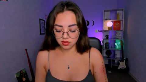 lixy_bloom online show from November 14, 2025, 7:07 am