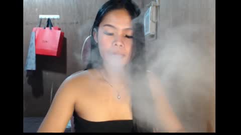 LIYAH online show from September 23, 2025, 6:22 pm