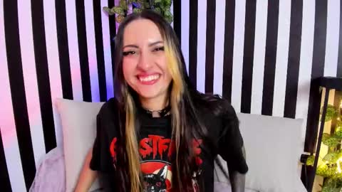 Liz  online show from February 26, 2026, 6:07 pm