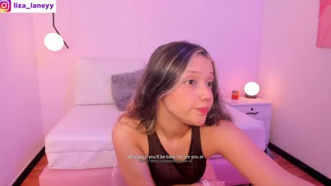 Snapshot of liza_bennet chatting on April 25, 2026, 3:42 am Liza online show from April 25, 2026, 3:42 am