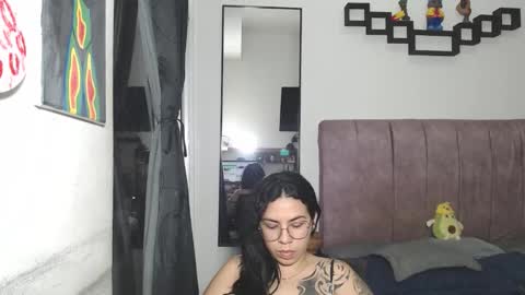 Liza Thurner online show from September 19, 2025, 3:08 am