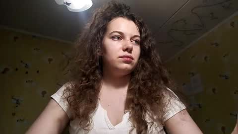 Molly online show from May 3, 2026, 5:08 pm