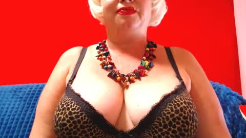 Snapshot of lizabrazzer chatting on July 24, 2026, 12:03 pm LizaBrazzer online show from July 24, 2026, 12:03 pm
