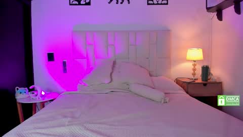 liz online show from October 12, 2025, 1:21 pm