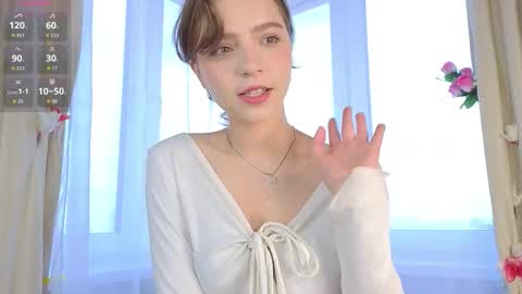 Snapshot of lizbethbiers chatting on September 19, 2025, 3:19 am Hello there im Amelia Im new here Lets have fun online show from September 19, 2025, 3:19 am