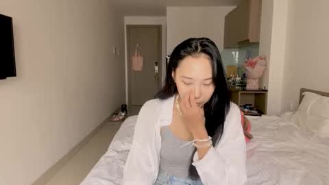 Lizz online show from October 21, 2025, 6:14 am